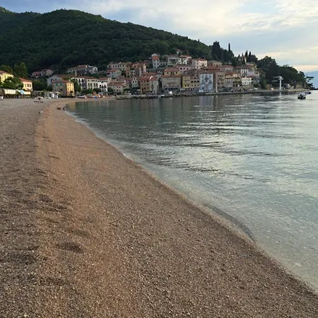 アパート Padelica